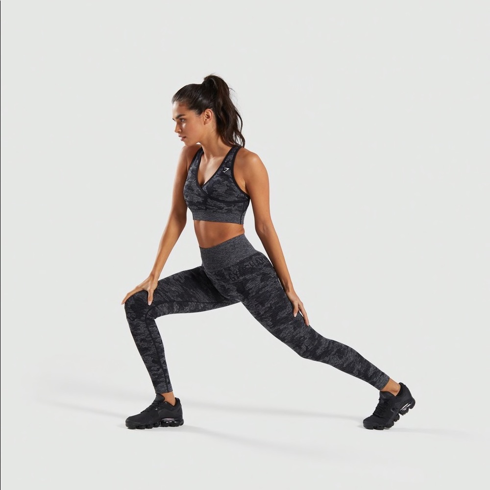 FULL SET- Gymshark camouflage leggings and bra set